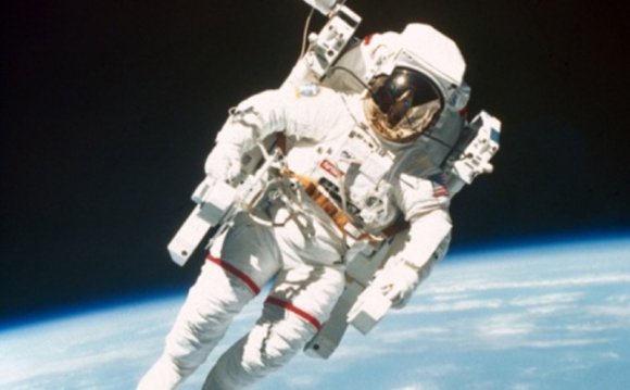 Astronaut definition